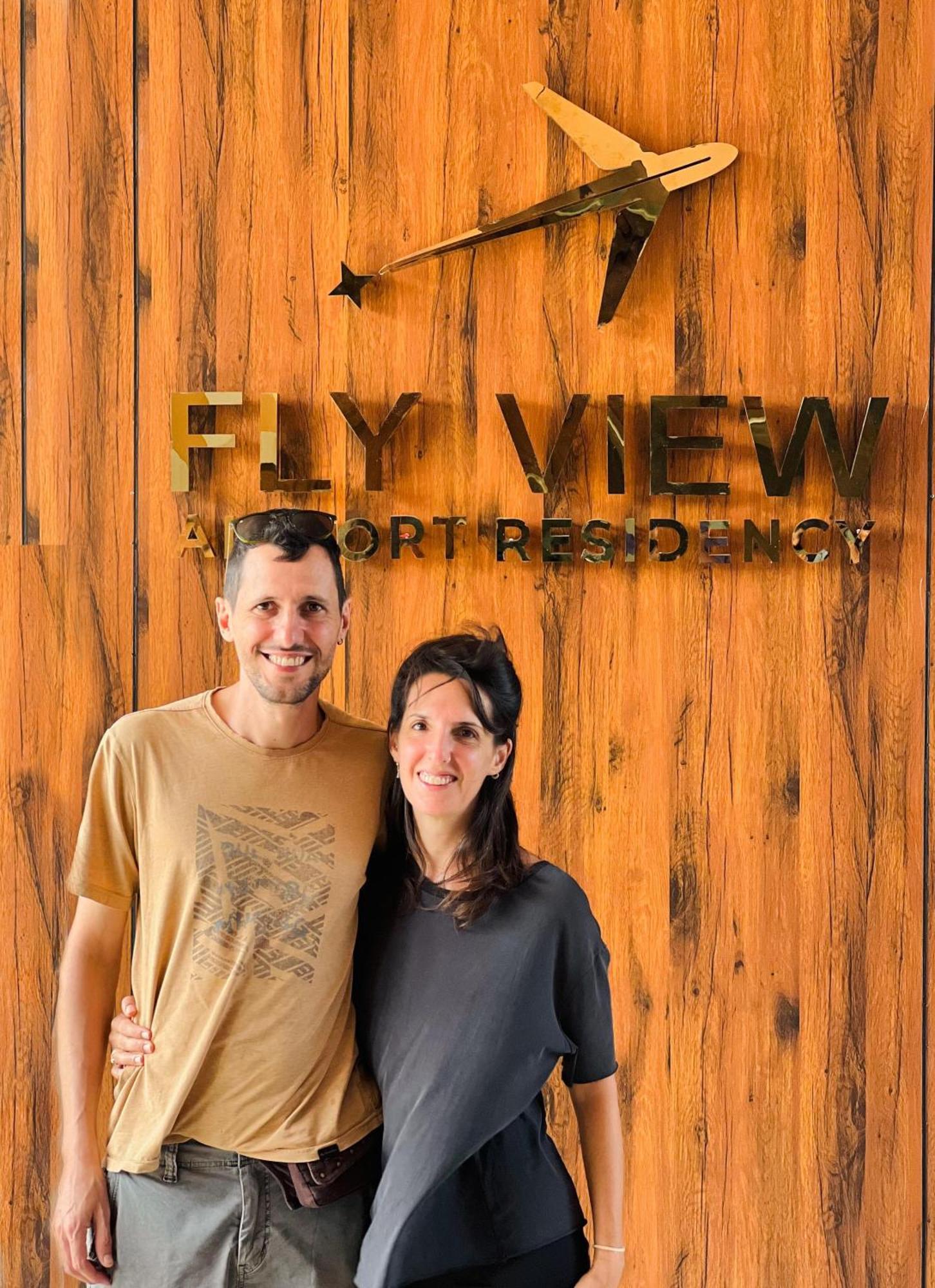 Fly View Airport Residency Hotel Nedumbassery Bagian luar foto